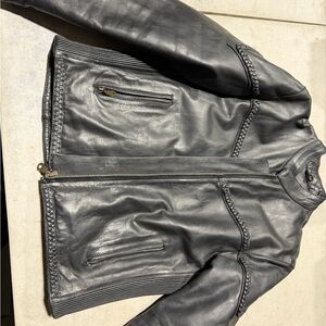 Woman's Vintage Black Genuine Leather Biker Jacket, Medium EUC